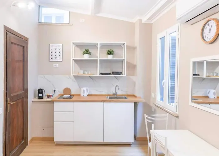 Domus Augustea - 3 Floor Appartamento